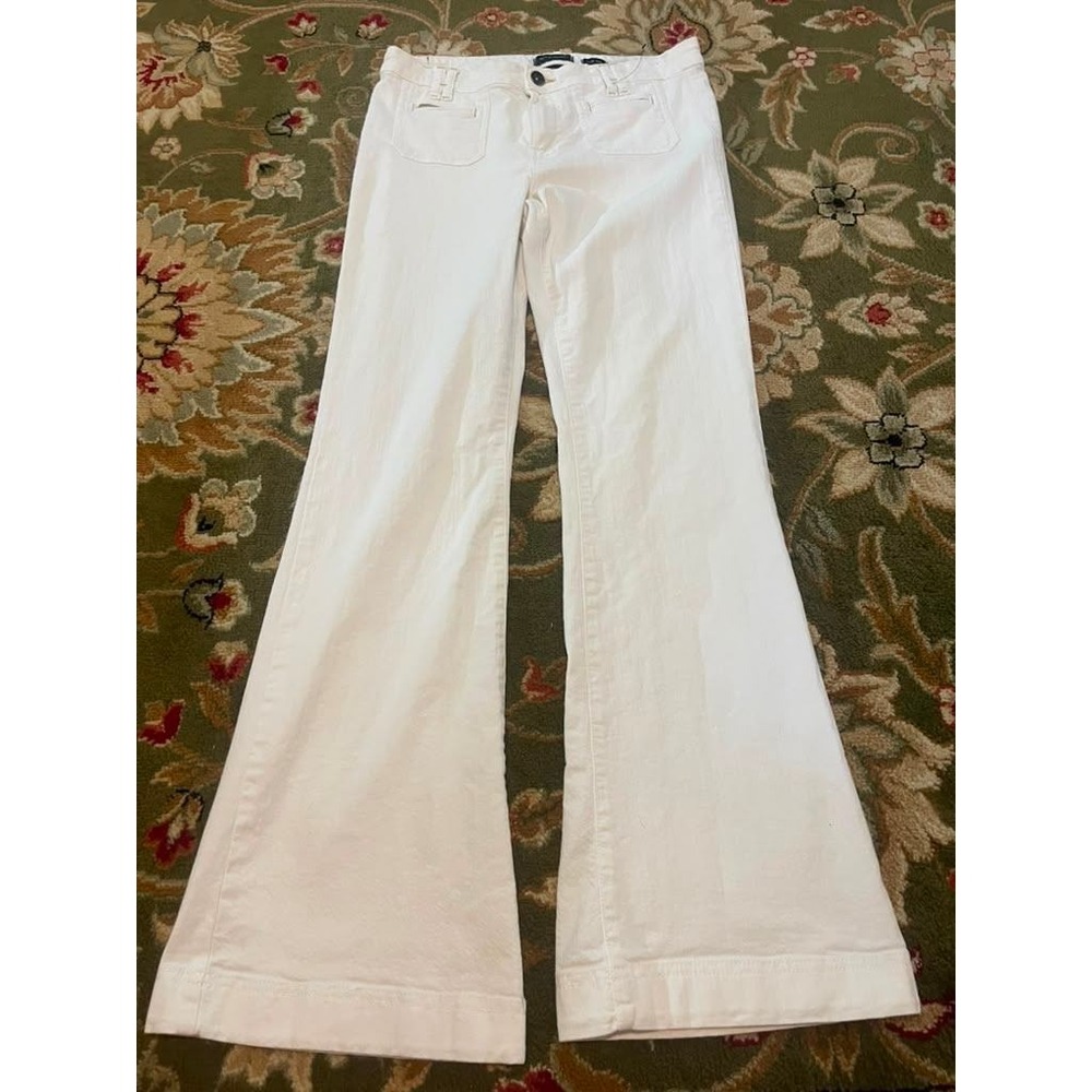 Madison Jeanswear Womens Size 8 White Wide Leg Flare Stretch Denim Jeans
